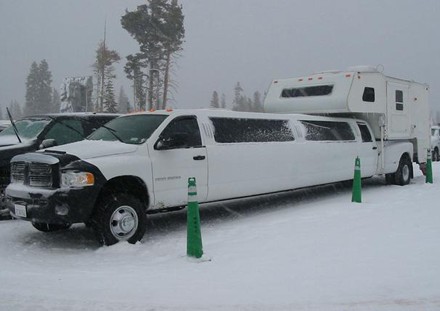 Die besten 100 Bilder in der Kategorie autos: Stretch Limousine mit Wohnwagenaufbau