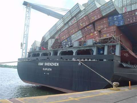 Die besten 100 Bilder in der Kategorie schiffe: Container Boot