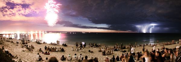 Die besten 100 Bilder in der Kategorie natur: Wolken Gewitter Feuerwerk