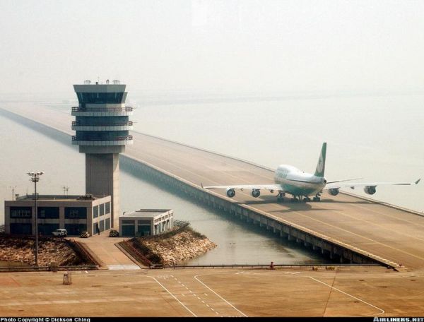 Die besten 100 Bilder in der Kategorie flugzeuge: Flughafen