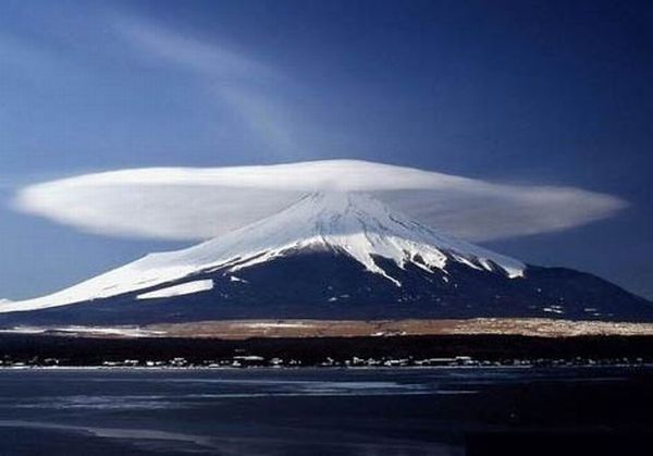Kilimandscharo Wolke