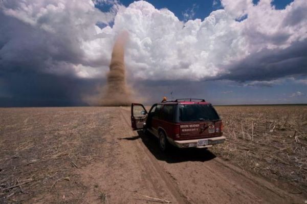 Die besten 100 Bilder in der Kategorie natur: Sandsturm - Windhose