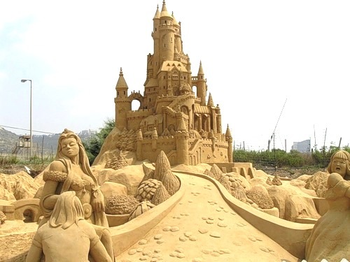 Die besten 100 Bilder in der Kategorie sand_kunst: Fairytale - Sandburg