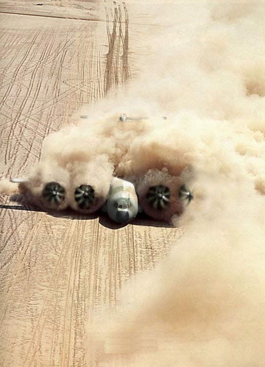 Die besten 100 Bilder in der Kategorie flugzeuge: ungewÃ¶hnliche Flugzeug-Landung