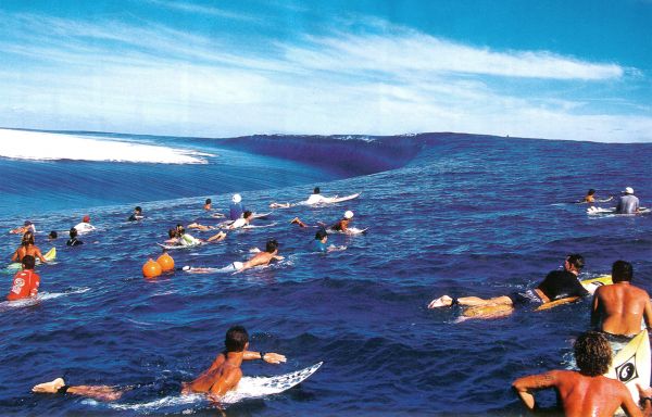 Die besten 100 Bilder in der Kategorie natur: Teahupoo Wave - Riesenwelle
