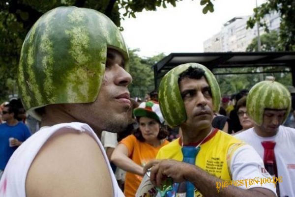 Die besten 100 Bilder in der Kategorie verkleidungen: Melonen-Helme