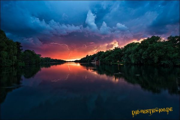 Die besten 100 Bilder in der Kategorie wolken: Sonnenuntergang Gewitter