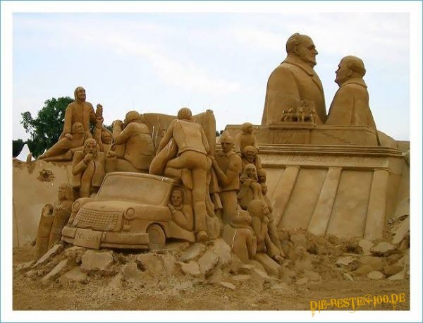 Die besten 100 Bilder in der Kategorie sand_kunst: Sand-Skulptur