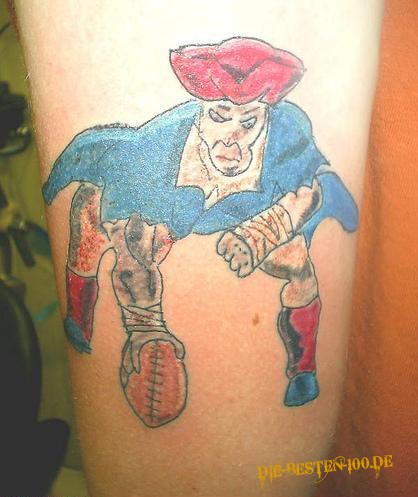 Die besten 100 Bilder in der Kategorie tattoos: Football Pirate - Schlechtes Tattoo