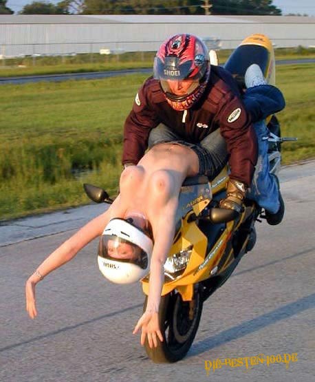 Die besten 100 Bilder in der Kategorie motorraeder: Sexy Motorrad-Stunt