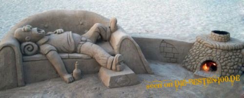 Homer Simpson in Sand