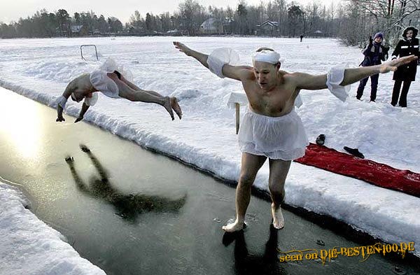 Die besten 100 Bilder in der Kategorie maenner: Ballerinas gehen baden