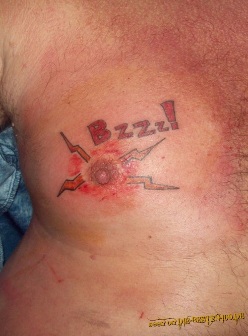 Die besten 100 Bilder in der Kategorie tattoos: Nipple Tattoo Bzzzzz!