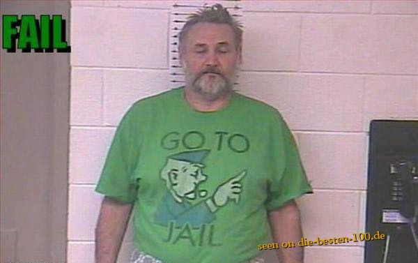 Go to jail T-shirt in Jail