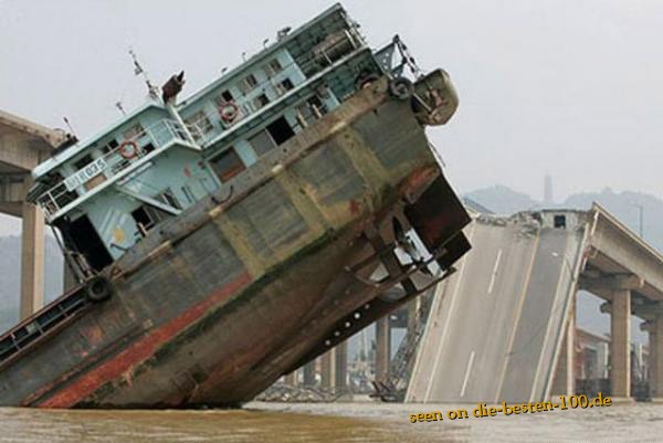 Die besten 100 Bilder in der Kategorie schiffe: Schiff havarie - Apocalypse
