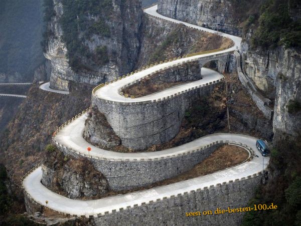 Die besten 100 Bilder in der Kategorie motorraeder: Traum-Motorrad-StraÃe