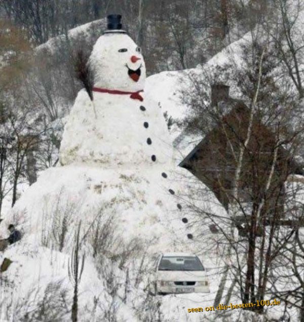 Die besten 100 Bilder in der Kategorie schnee: Riesen-Schneemann