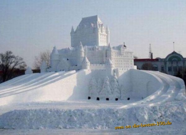 Die besten 100 Bilder in der Kategorie schnee: Riesen-Schneeburg