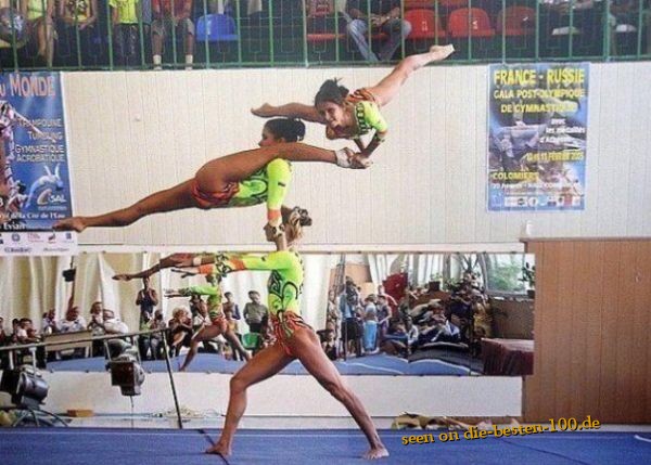 Akrobatische Tanzeinlage - AUA