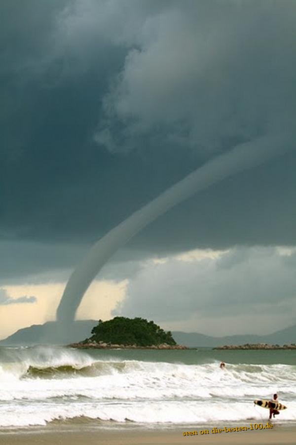 Die besten 100 Bilder in der Kategorie wolken: Tornado-Schlauch Ã¼ber Meer