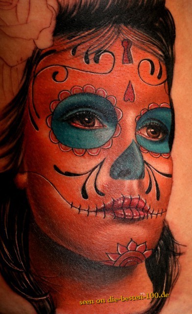 Die besten 100 Bilder in der Kategorie tattoos: schÃ¶n gestochenes Tattoo mit 3D Effekt und Tiefe
