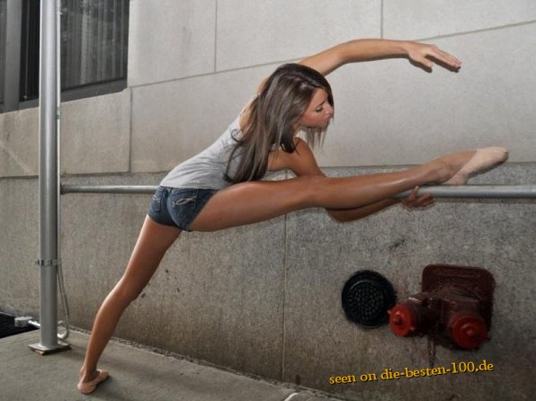 flexible hot girl