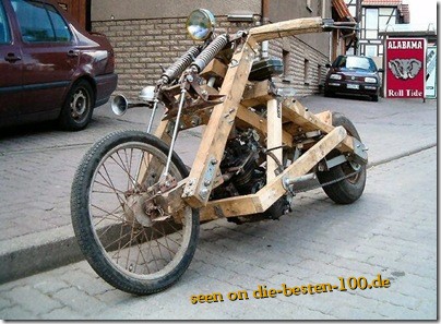 Mittelalter-Motorrad - Wooden Custom Motorbike