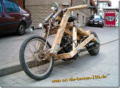 Die besten 100 Bilder in der Kategorie motorraeder: Mittelalter-Motorrad - Wooden Custom Motorbike