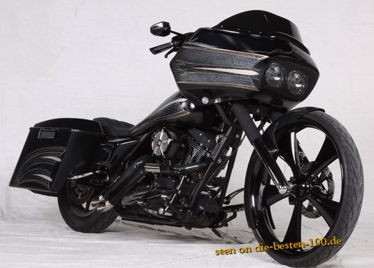 Die besten 100 Bilder in der Kategorie custom_bikes: Black Custom Bike - Magazineter