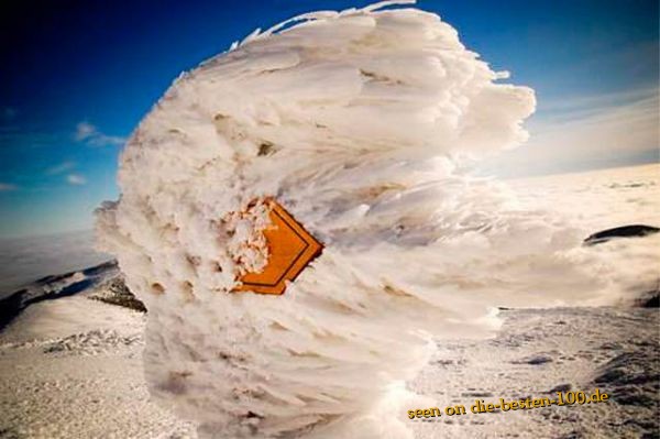 Die besten 100 Bilder in der Kategorie schilder: Schnee- Eis-formation an Schild