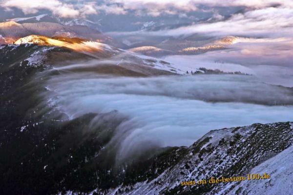 Die besten 100 Bilder in der Kategorie natur: beautiful-nature - Berg mit Wolken