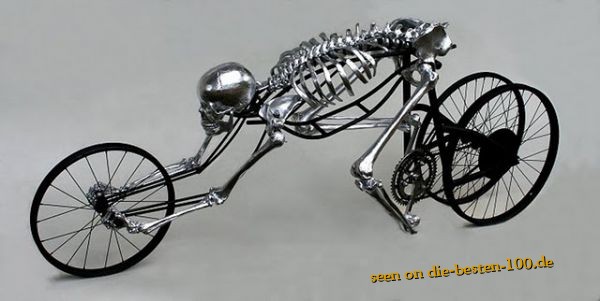 Die besten 100 Bilder in der Kategorie fahrraeder: Fantastic Skeleton Bicycle art piece by Jud Turner