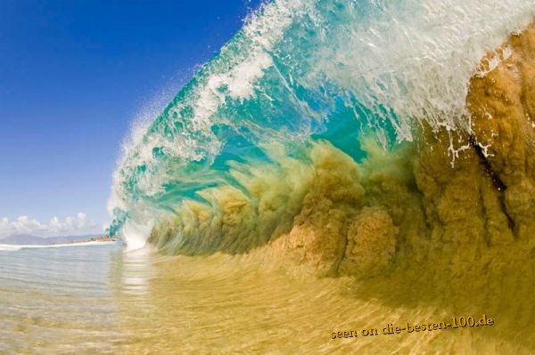 Die besten 100 Bilder in der Kategorie natur: Awesome Picture - Wave at the Beach