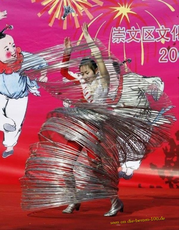 Die besten 100 Bilder in der Kategorie frauen: Asian Hula Hoop