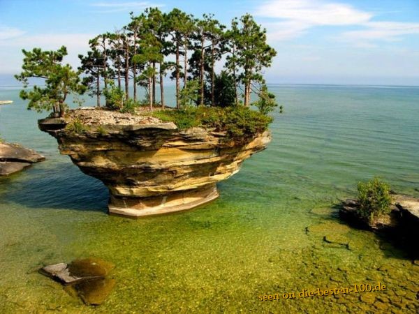 Die besten 100 Bilder in der Kategorie natur: Turnip Rock, Port Austin, Michigan