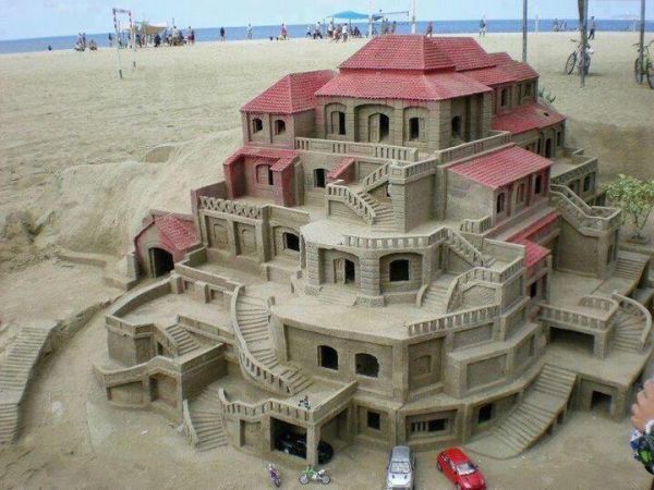 Die besten 100 Bilder in der Kategorie sand_kunst: Sandburg Villa