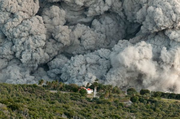 Vulkanausbruch Wolke