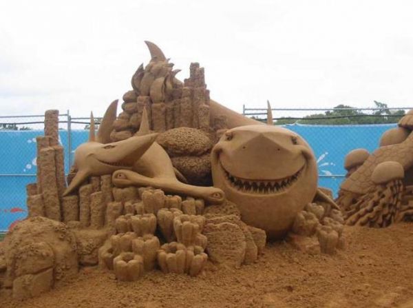 Die besten 100 Bilder in der Kategorie sand_kunst: Find Nemo Sand Shark Art