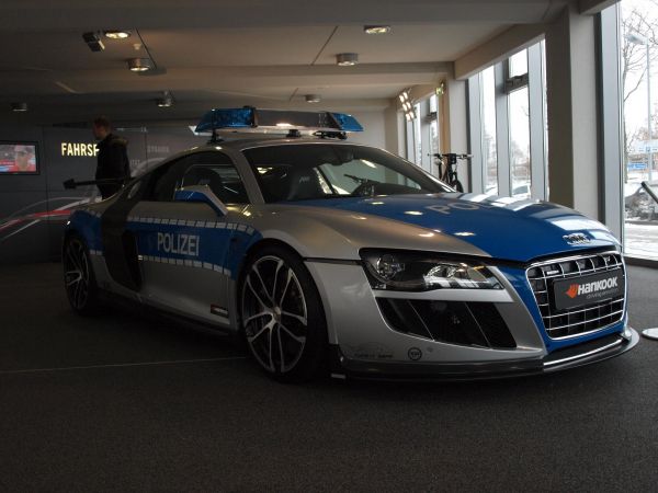 Die besten 100 Bilder in der Kategorie autos: Keine Chance fÃ¼r Diebe - Polizei Audi R8