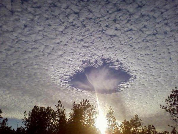 Die besten 100 Bilder in der Kategorie wolken: Seltenes meteorologisches PhÃ¤nomen Skypunch