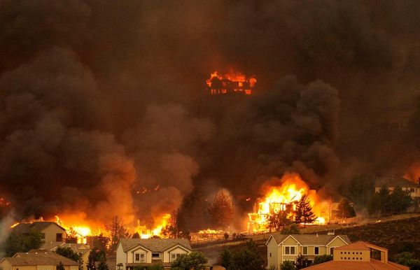 Waldbrand 74 quadrat-km 2 Wochen Feuer - Colorado Springs Waldo Canyon fire