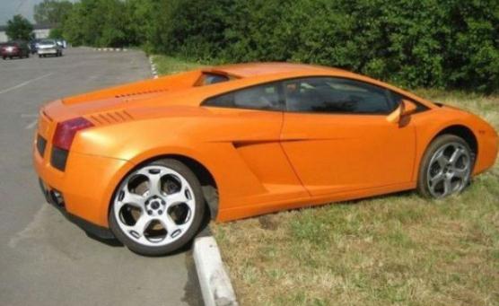Die besten 100 Bilder in der Kategorie autos: Luxus-Fail - Lamborghini mit Lenkung hinten