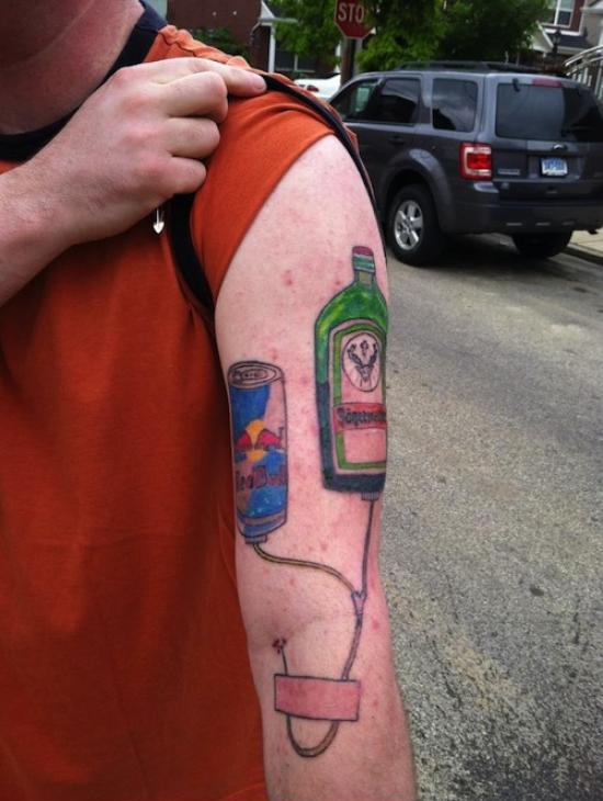 Die besten 100 Bilder in der Kategorie lustige_tattoos: JÃ¤germeister, RedBull, Infusion, Tattoo