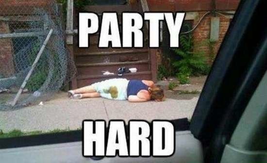 Die besten 100 Bilder in der Kategorie betrunkene: Party Hard