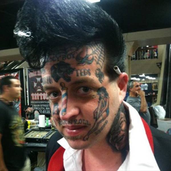 Die besten 100 Bilder in der Kategorie schlechte_tattoos: Rock n Roll, Tattoo, bad, Elviss
