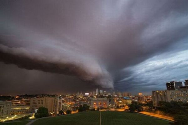 Die besten 100 Bilder in der Kategorie wolken: Wolken, Sturm, Hurricane, Regen
