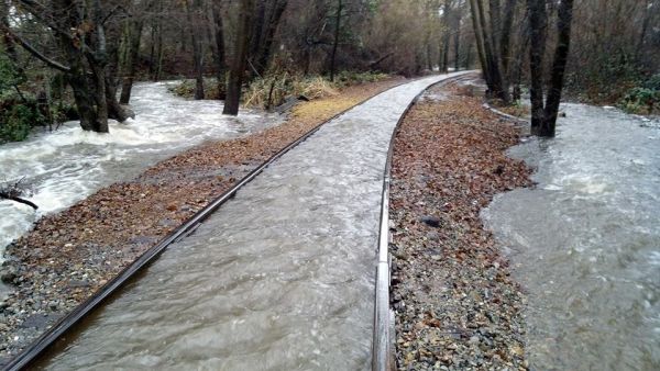 Schienen, Hochwasser, Bach, FluÃ, Gleise, Zug