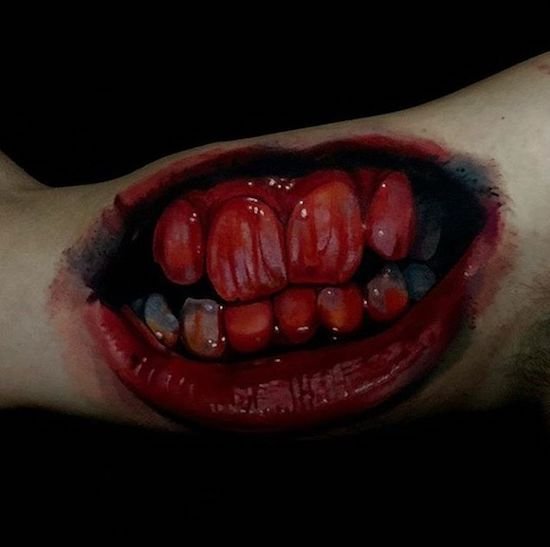 Horror, Blut, Tattoo, ZÃ¤hne, 3D, realistisch