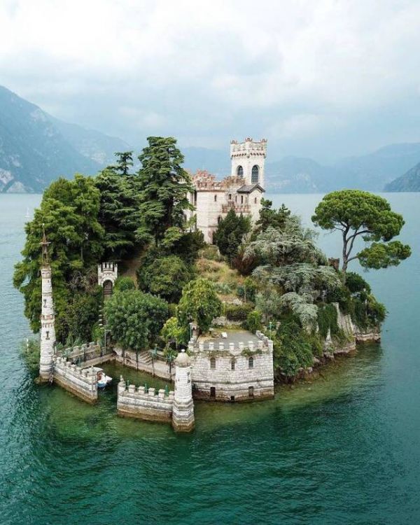 Die besten 100 Bilder in der Kategorie wohnen: See, Insel, Schloss, Burg, Hafen, traumhaft