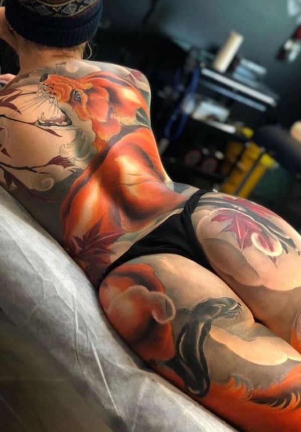 Fuchs, ganzkÃ¶rper, Tattoo, Frau